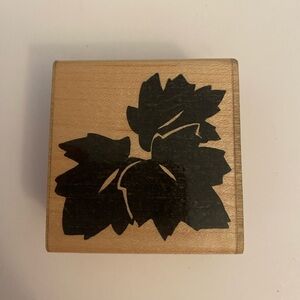 JRL Design leaves rubber stamp